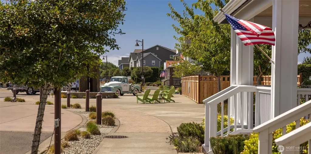 262 Oyhut Bay Boulevard SW Ocean Shores WA 98569
