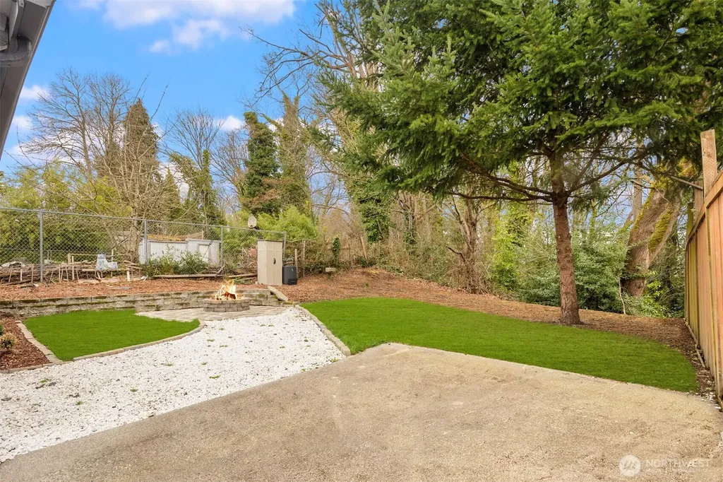 5306 26th Avenue S Seattle WA 98118