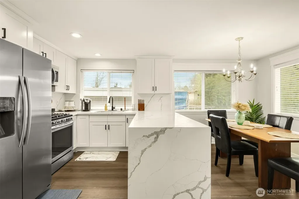 5306 26th Avenue S Seattle WA 98118