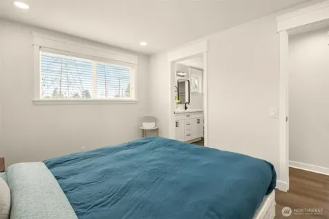 5306 26th Avenue S Seattle WA 98118