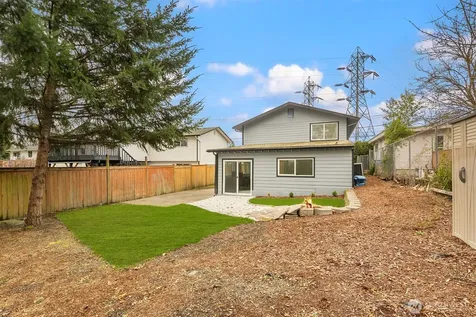 5306 26th Avenue S Seattle WA 98118