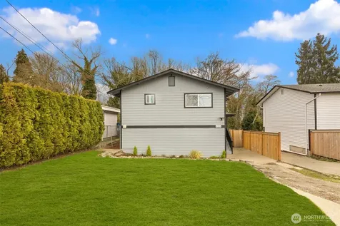 5306 26th Avenue S Seattle WA 98118