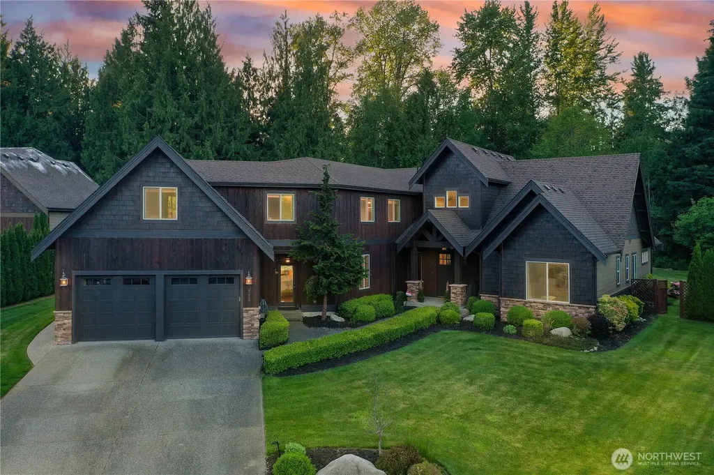 4220 121st Drive NE Lake Stevens WA 98258
