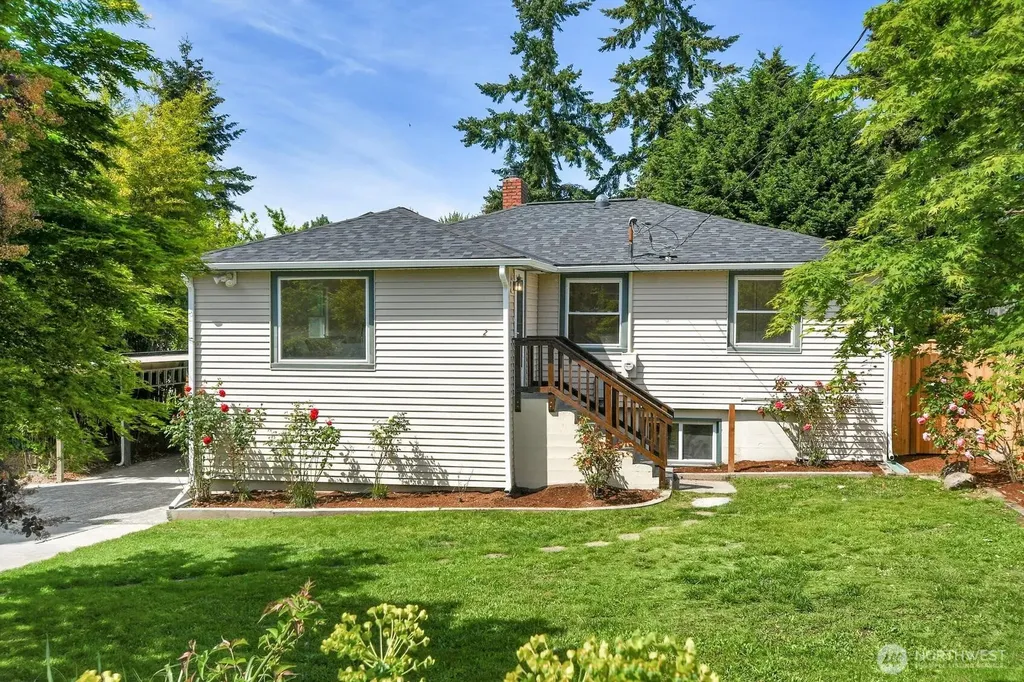 1262 SW Orchard Street Seattle WA 98106