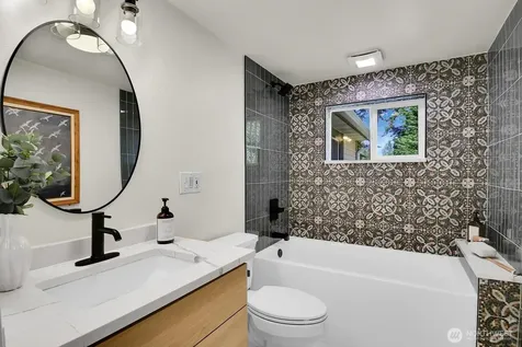 1262 SW Orchard Street Seattle WA 98106