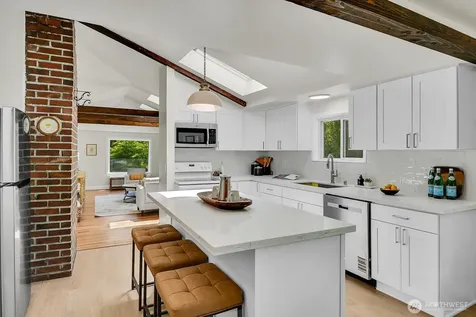 1262 SW Orchard Street Seattle WA 98106