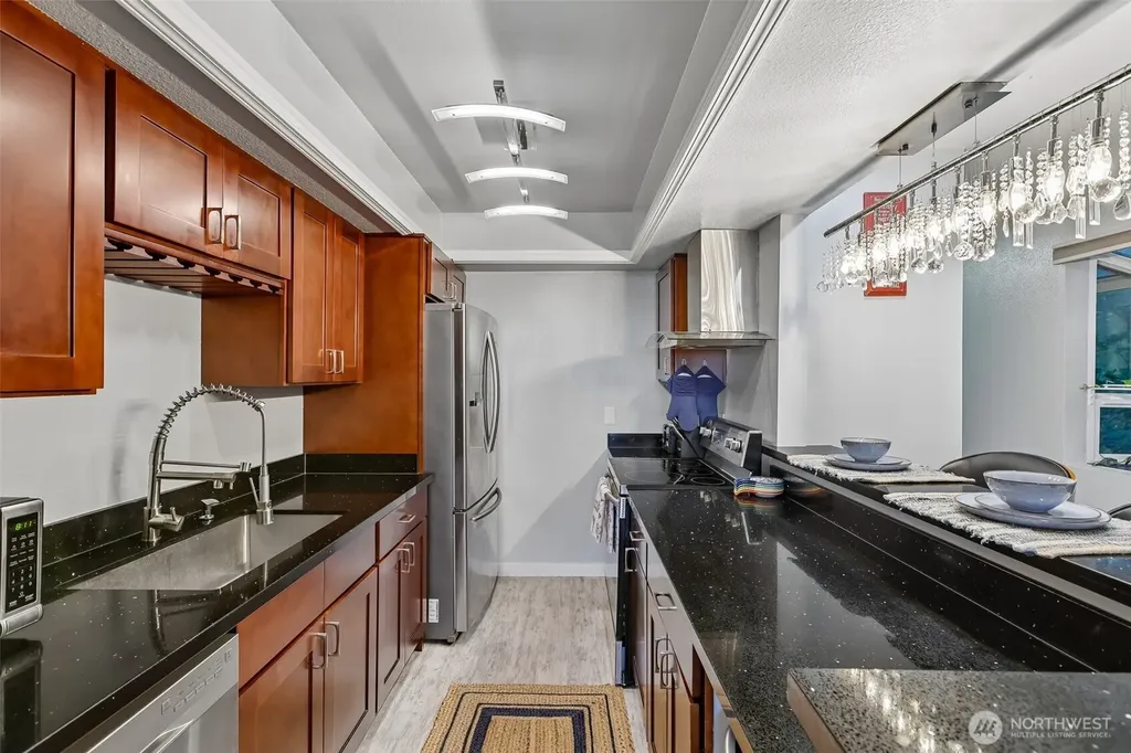 12543 NE 23rd Place Bellevue WA 98005