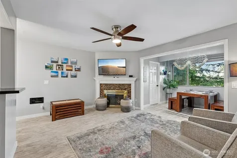 12543 NE 23rd Place Bellevue WA 98005