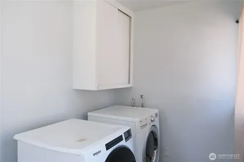 1715 S 40th Street Tacoma WA 98418