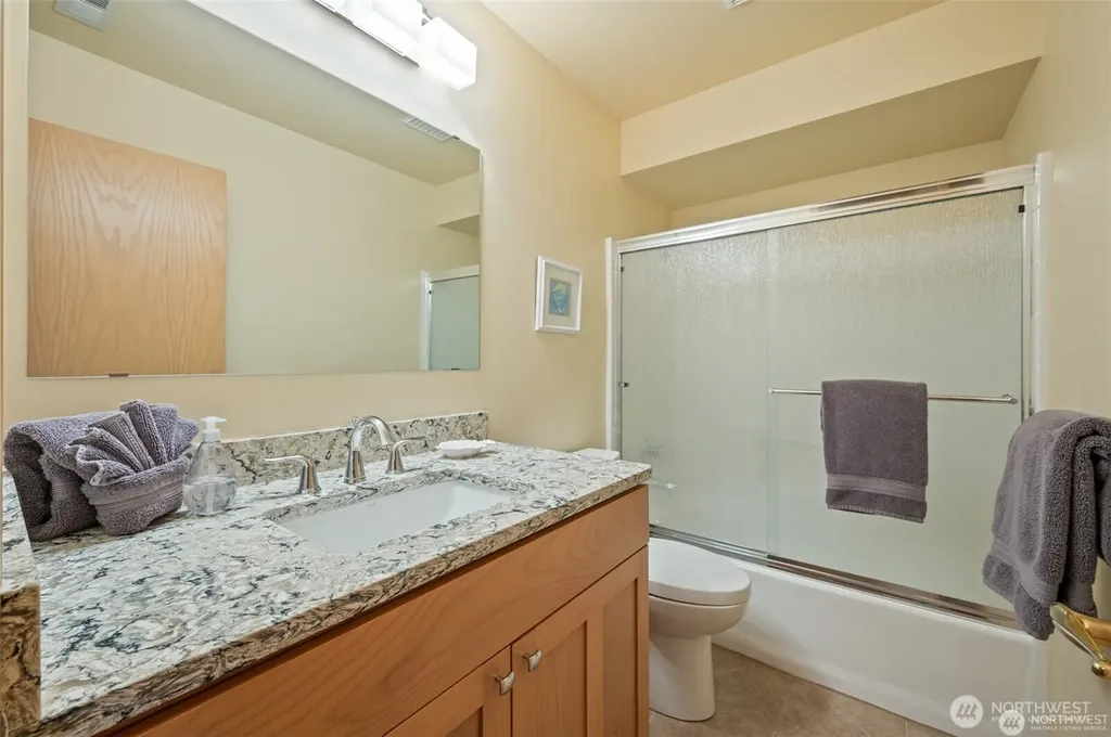 345 Lakefront Drive Orondo WA 98843
