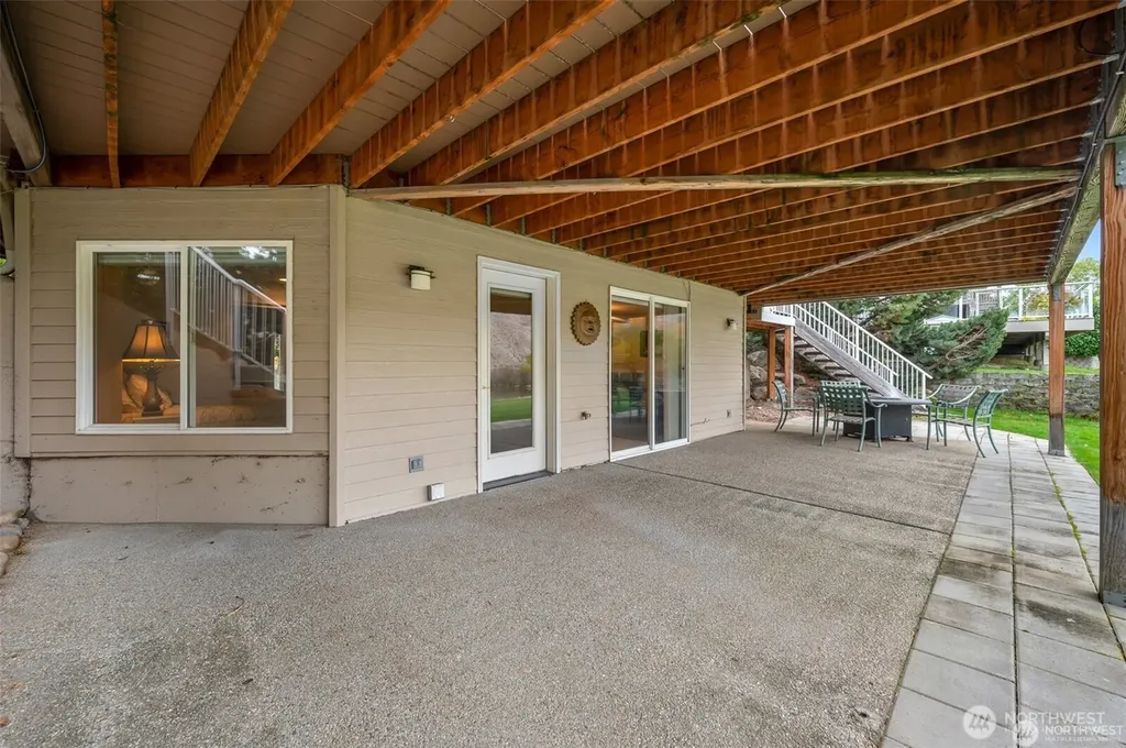 345 Lakefront Drive Orondo WA 98843