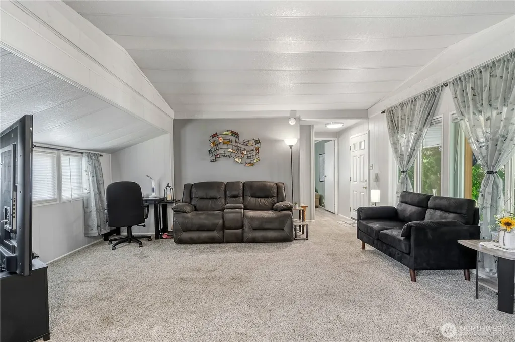 921 SE Scenic View Drive College Place WA 99324