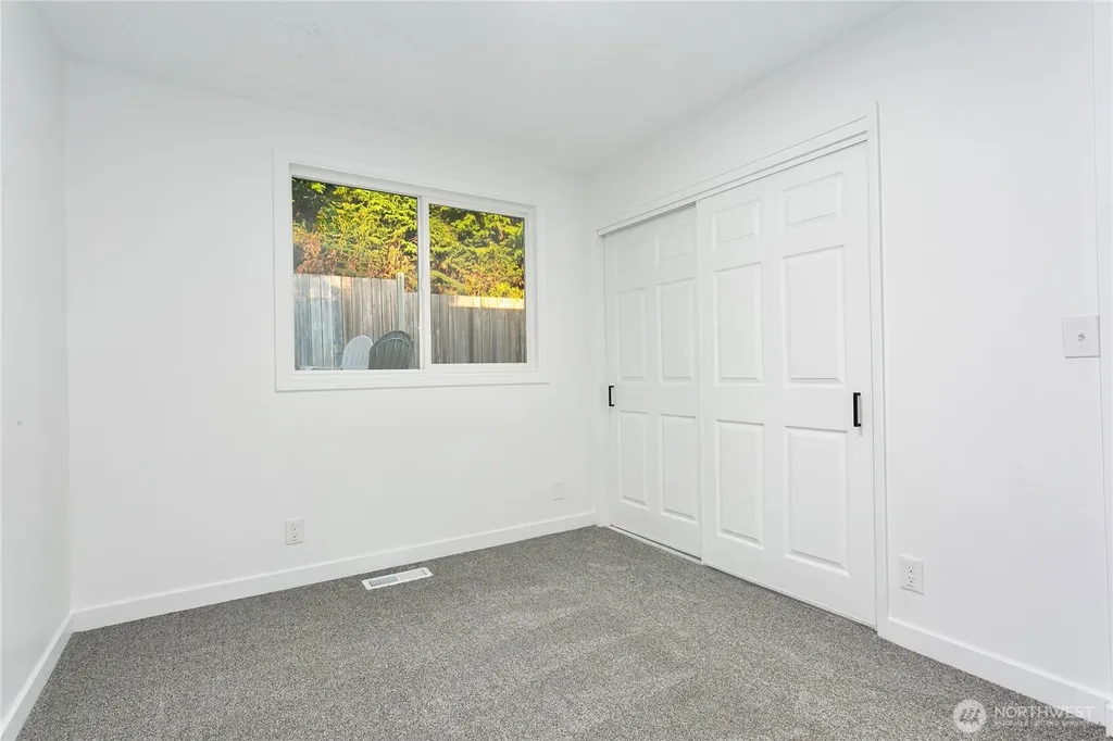 359 Del Monte Avenue Fircrest WA 98466
