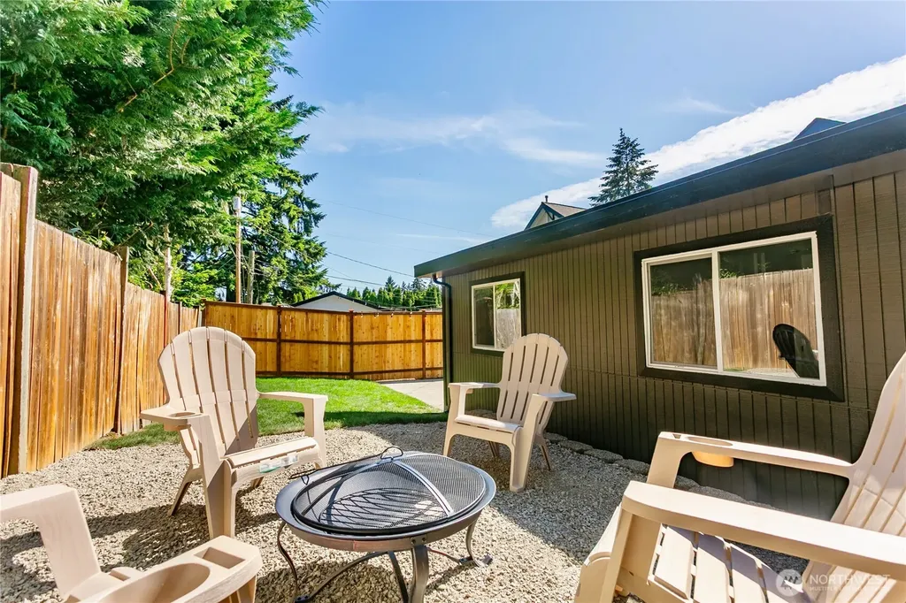 359 Del Monte Avenue Fircrest WA 98466