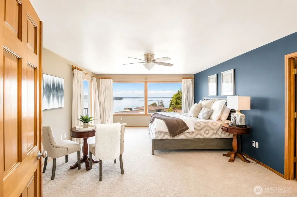 41 Leschi Drive Steilacoom WA 98388