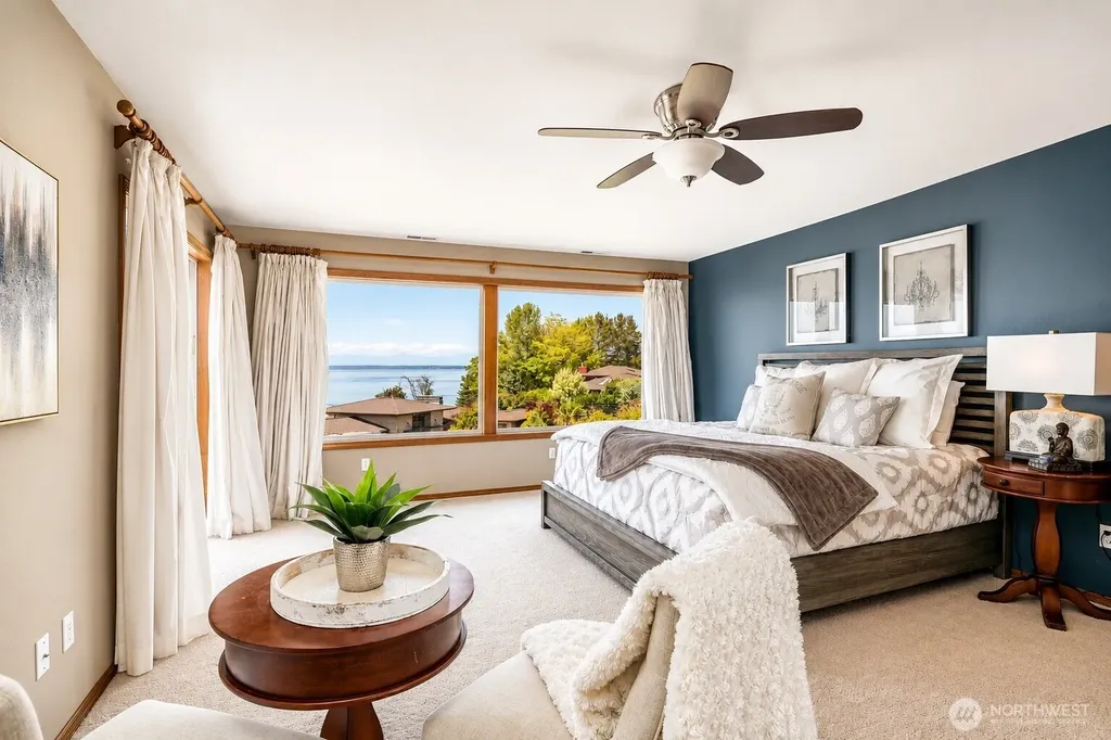 41 Leschi Drive Steilacoom WA 98388