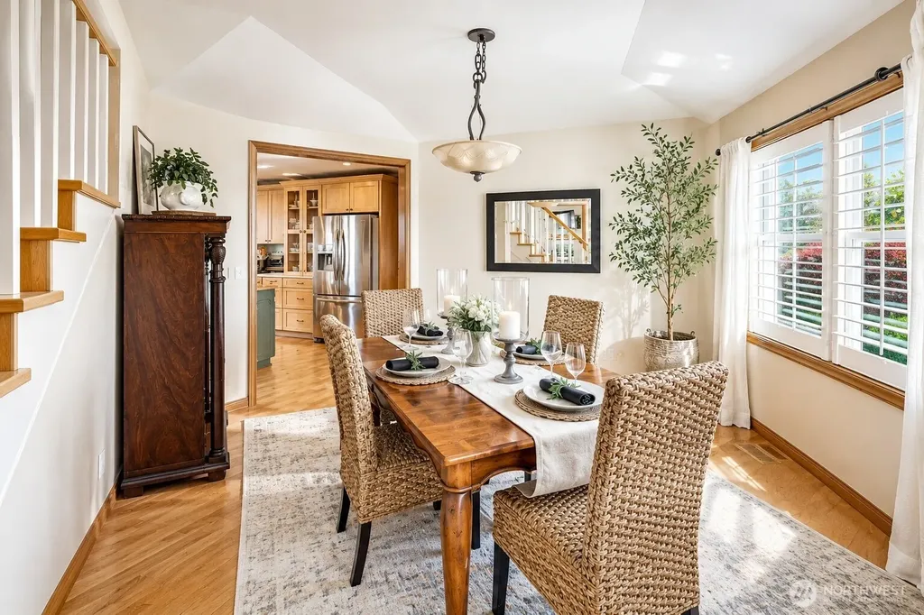 41 Leschi Drive Steilacoom WA 98388
