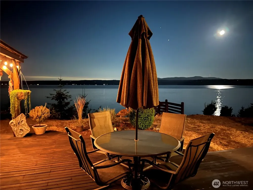 112 Wildwood Shores Brinnon WA 98320