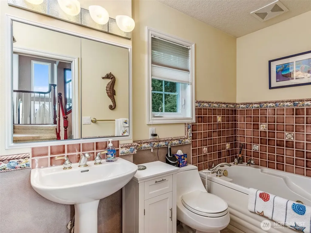 112 Wildwood Shores Brinnon WA 98320