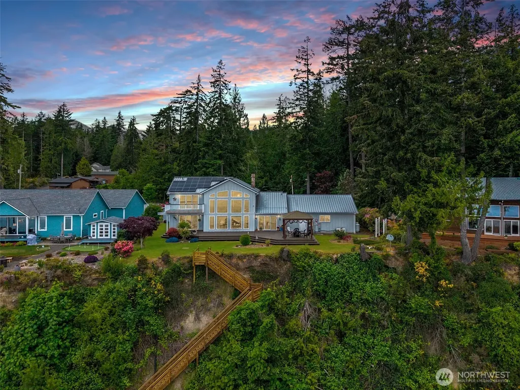 112 Wildwood Shores Brinnon WA 98320