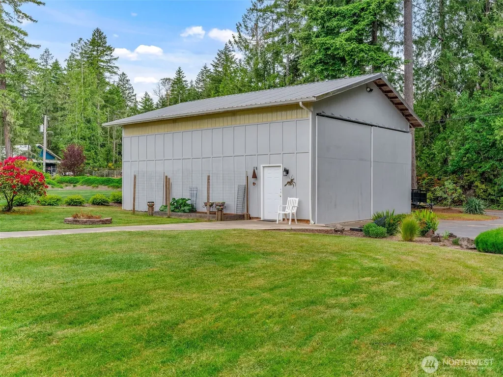 112 Wildwood Shores Brinnon WA 98320