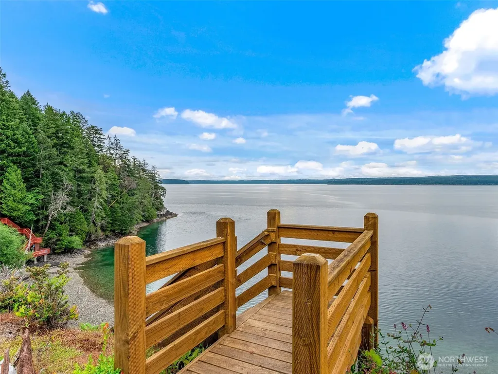112 Wildwood Shores Brinnon WA 98320