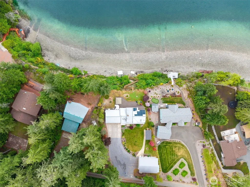 112 Wildwood Shores Brinnon WA 98320