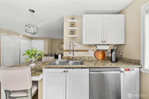 6825 Cougar Mountain Way Bellevue WA 98006