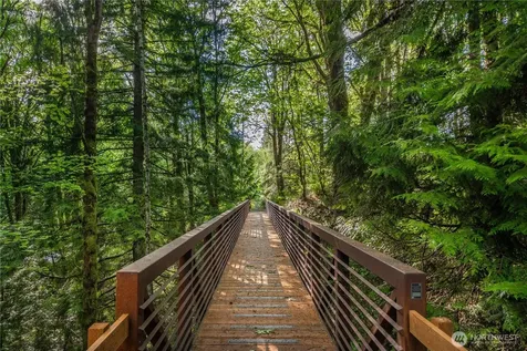 6825 Cougar Mountain Way Bellevue WA 98006
