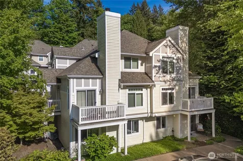6825 Cougar Mountain Way Bellevue WA 98006
