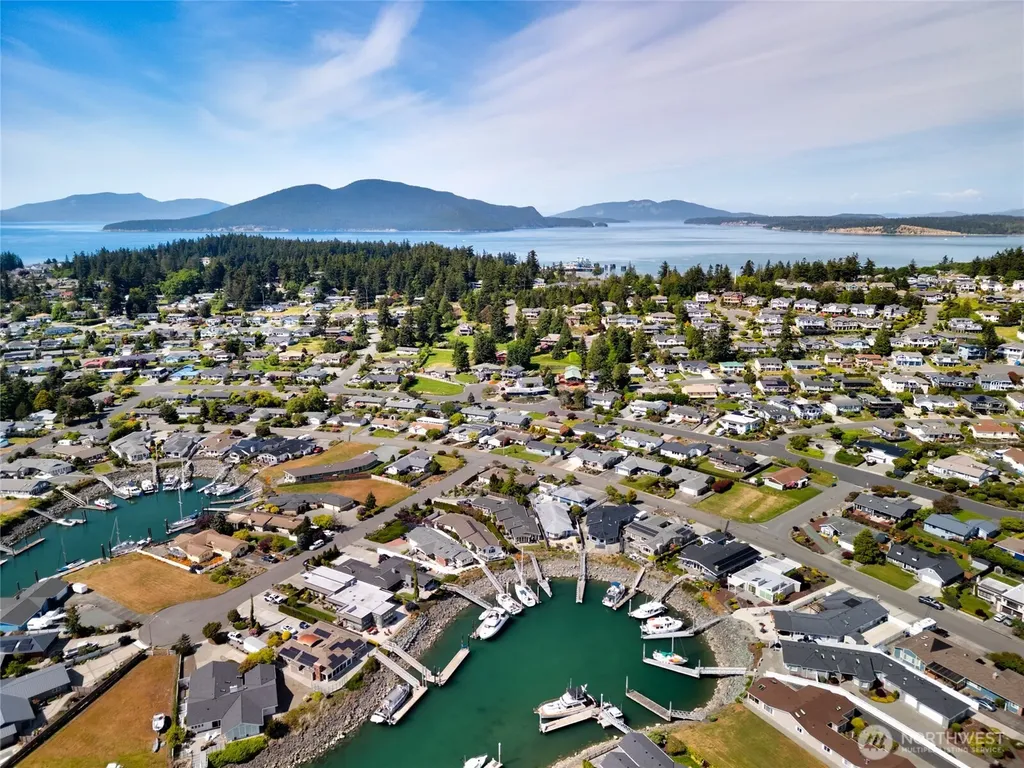 5404 Doon Way Anacortes WA 98221