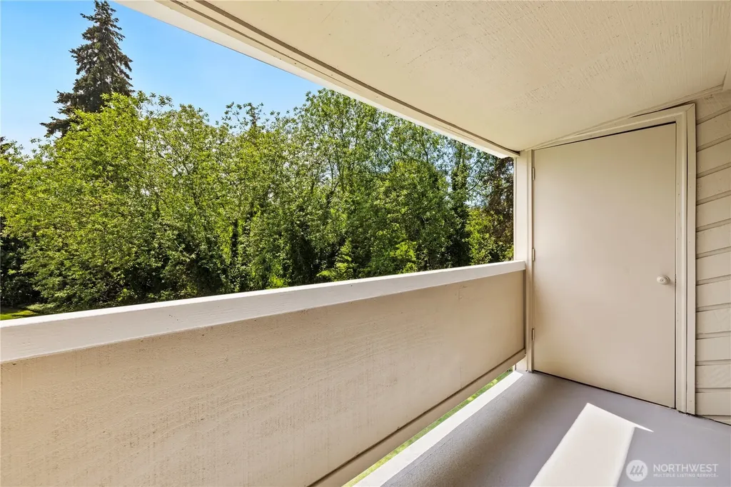 4920 200th Street SW Lynnwood WA 98036