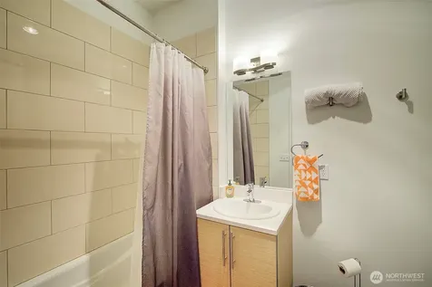3444 California Avenue SW Seattle WA 98116