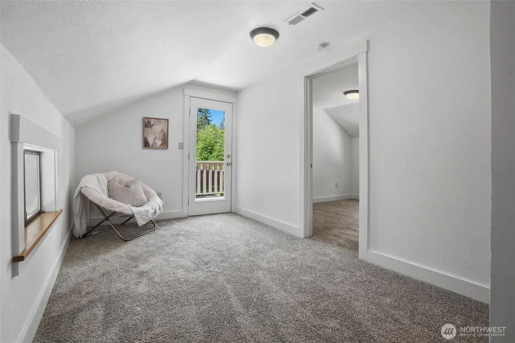 11476 Bethel Burley Road SE Port Orchard WA 98367