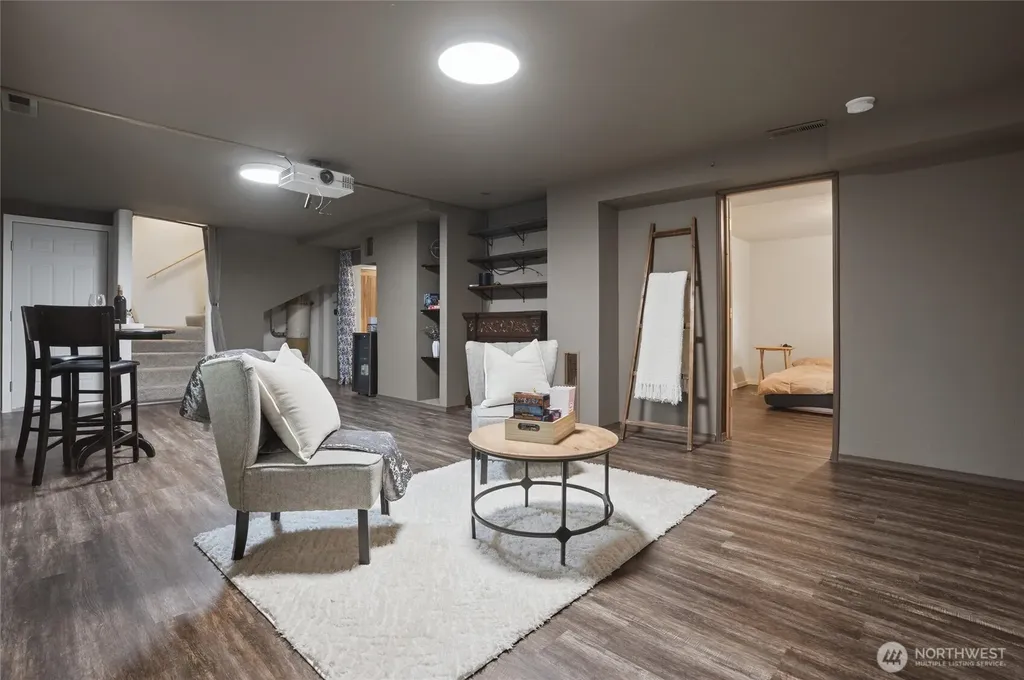 11476 Bethel Burley Road SE Port Orchard WA 98367