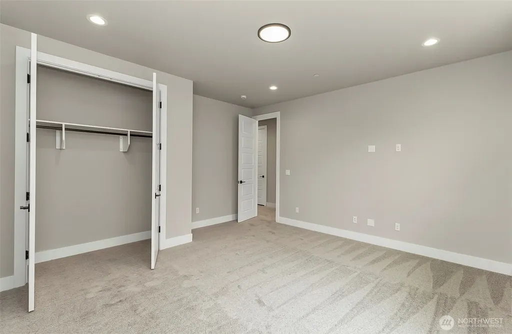 1515 Sunnyside Boulevard Lake Stevens WA 98258