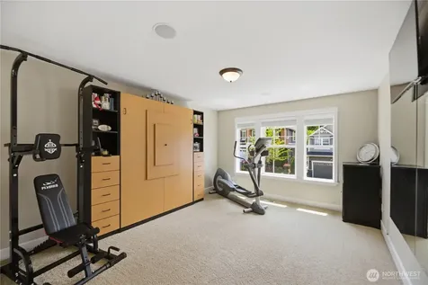 726 S 38th Court Renton WA 98055