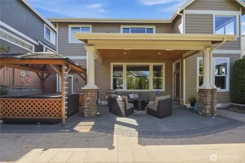 726 S 38th Court Renton WA 98055