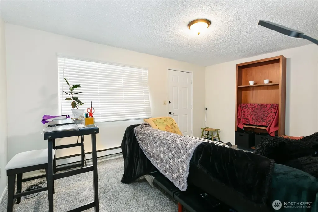3572 E F Street Tacoma WA 98404