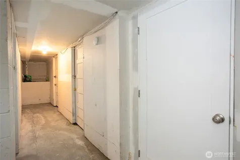 3572 E F Street Tacoma WA 98404