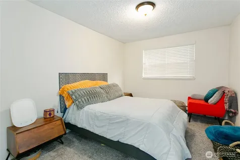 3572 E F Street Tacoma WA 98404