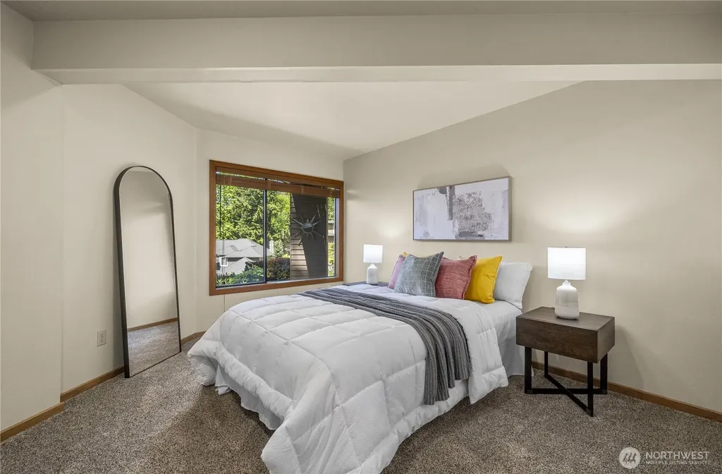 13707 SE 51st Place Bellevue WA 98006