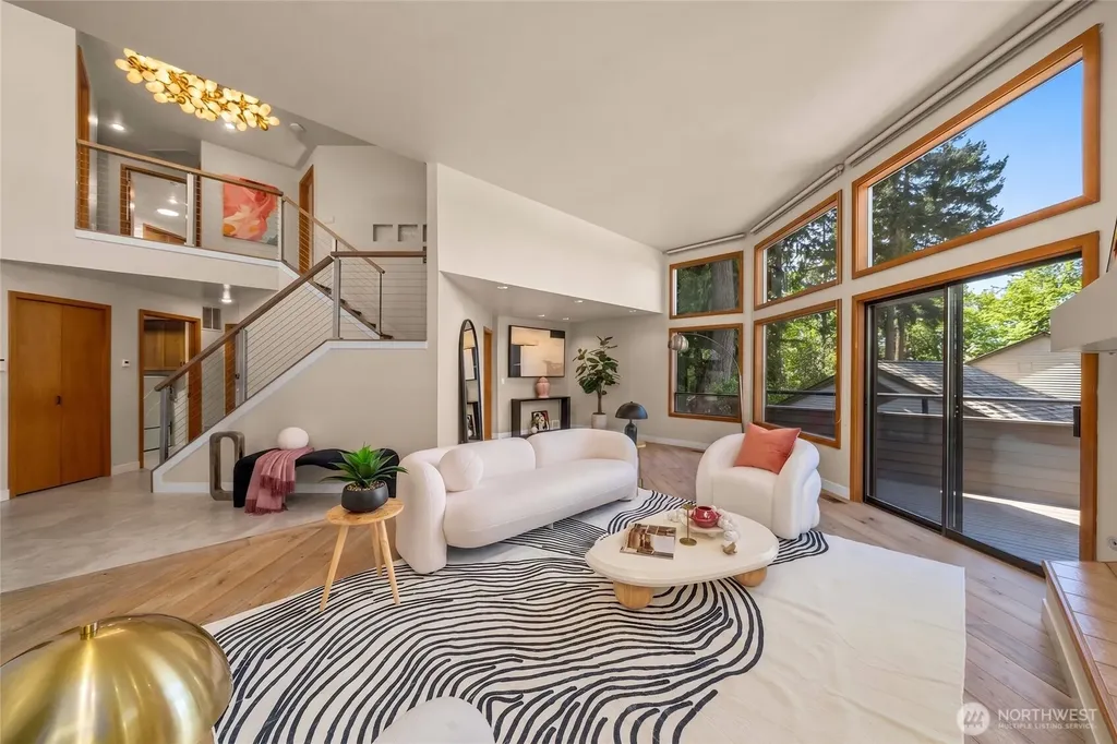 13707 SE 51st Place Bellevue WA 98006
