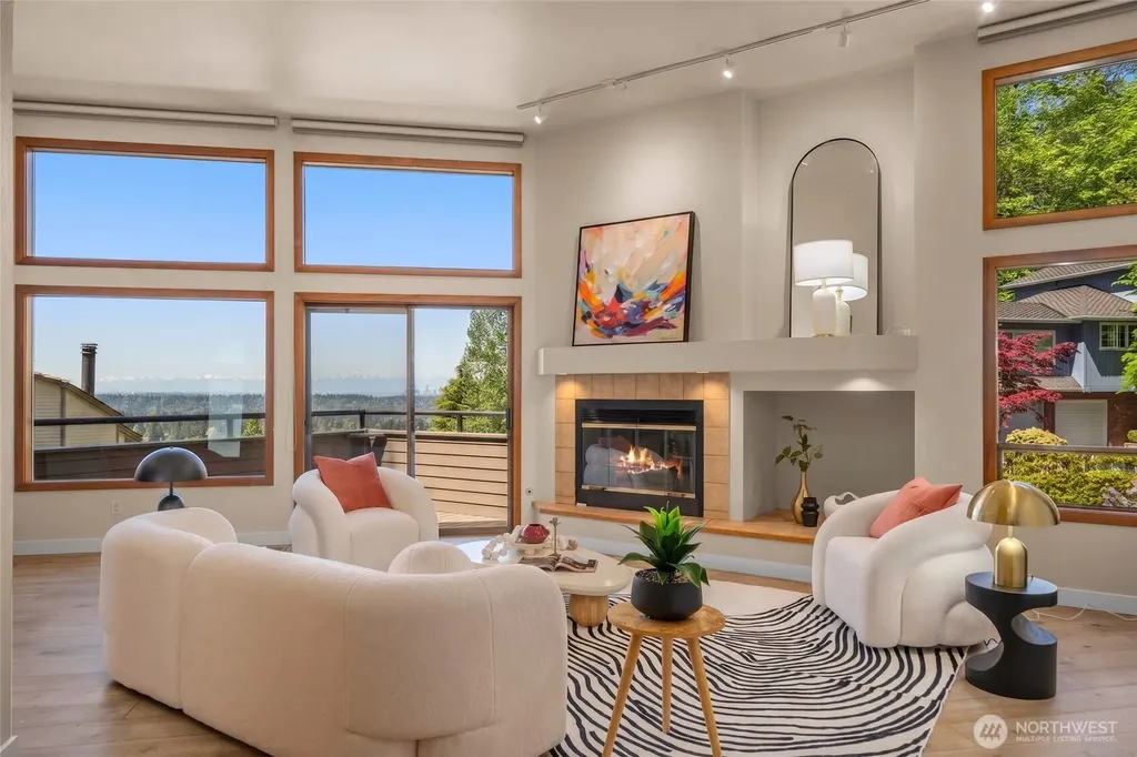 13707 SE 51st Place Bellevue WA 98006
