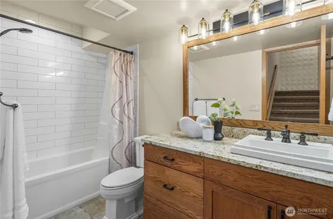 13707 SE 51st Place Bellevue WA 98006