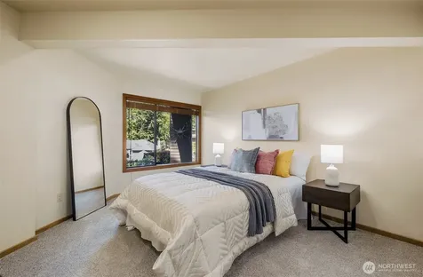 13707 SE 51st Place Bellevue WA 98006