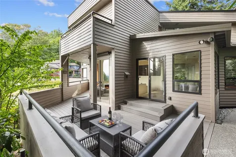13707 SE 51st Place Bellevue WA 98006