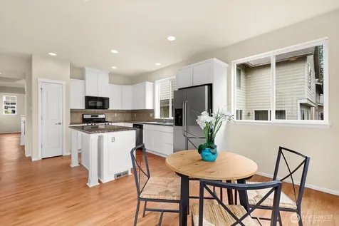 20914 13th Place W Lynnwood WA 98036