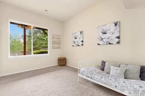 20914 13th Place W Lynnwood WA 98036