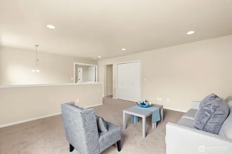 20914 13th Place W Lynnwood WA 98036